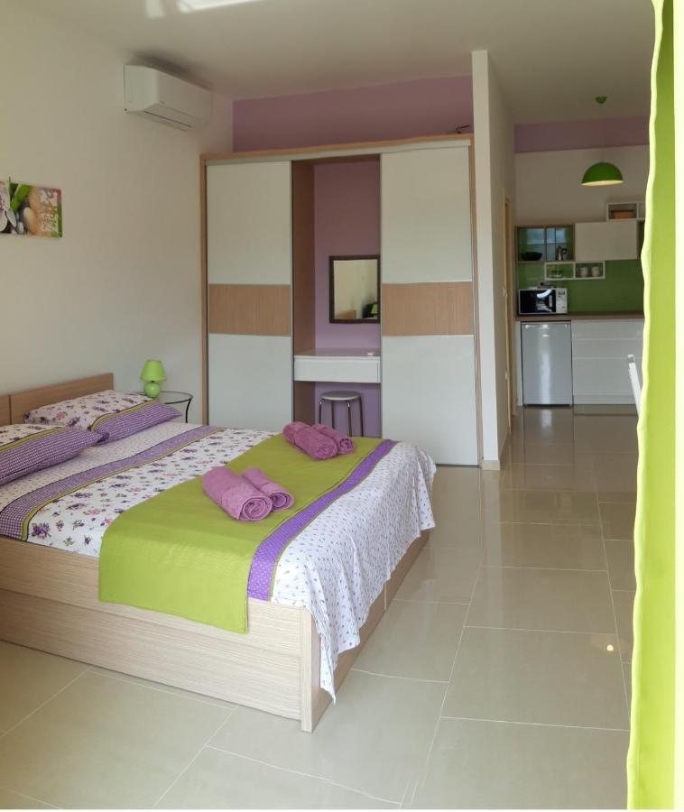 Mare And Terra Apartments Rabac Eksteriør bilde