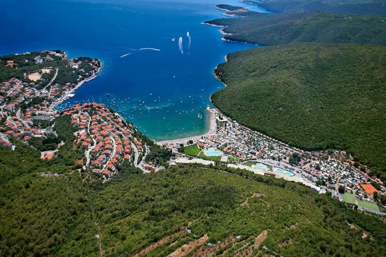 Mare And Terra Apartments Rabac Eksteriør bilde